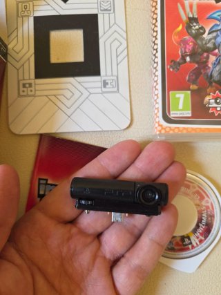 Cofanetto Invizimals: Le Tribù Scomparse PSP