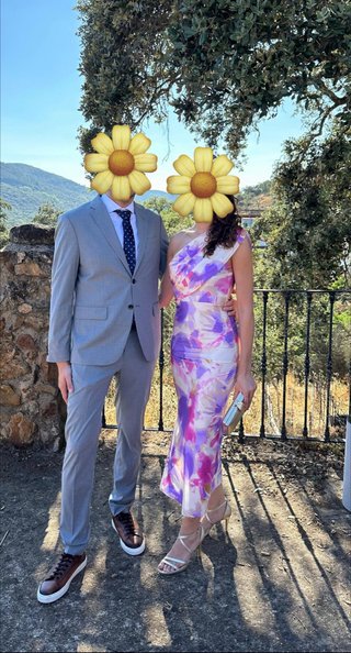 Vestido midi asimétrico