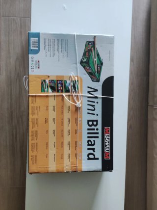 Mini mesa de billar con accesorios