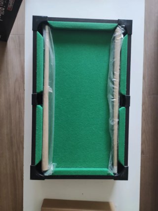 Mini mesa de billar con accesorios