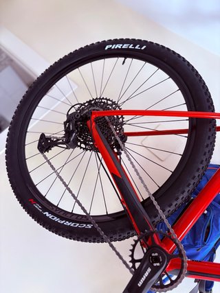Scott Scale 970 XL Roja