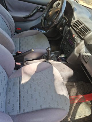 SEAT Leon 2001
