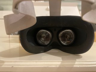 Occhiali VR Meta Quest 2