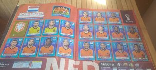 Álbum Qatar 2022 (480/670) ESCUDOS Y CR7, MESSI