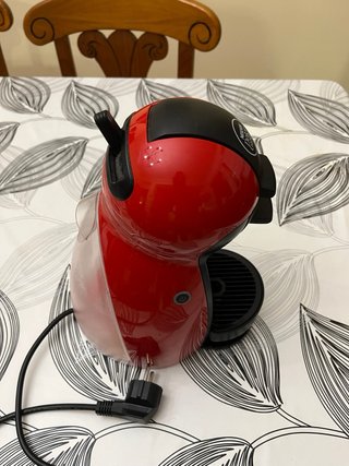 Cafetera Nescafé Dolce Gusto KRUPS Roja