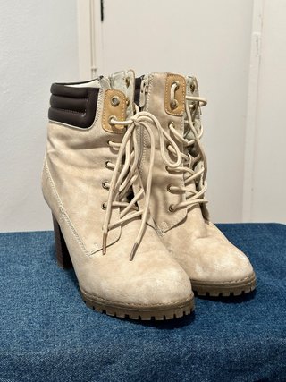 Botines Tacón Estilo Montaña Beige Talla 37
