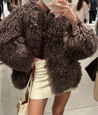 Abrigo pelo Zara marrón