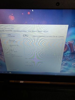 Ordenador portátil Lenovo i3 SEXTA GENERACIÓN,8RAM