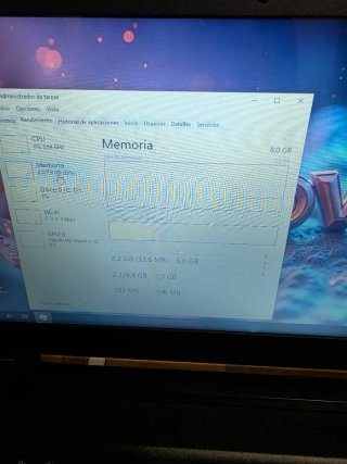 Ordenador portátil Lenovo i3 SEXTA GENERACIÓN,8RAM