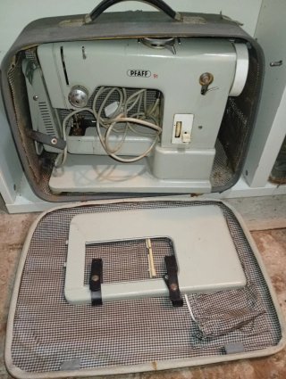 Máquina de coser vintage Pfaff 91