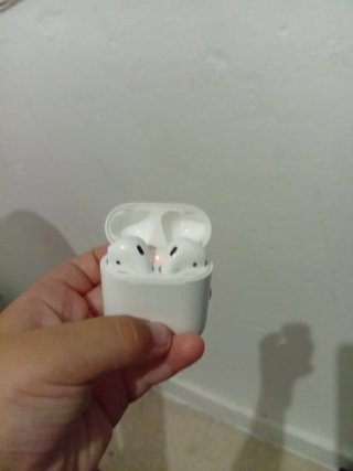 Funda AirPods Apple Blanca