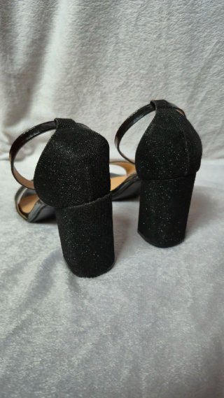 Zapatos tacón ancho