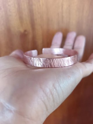 Pulsera en puro cobre acabado texturizada