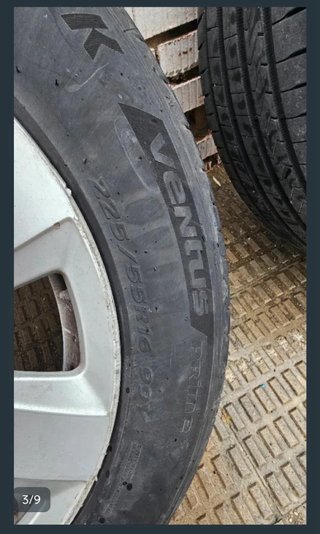 4 neumáticos 225/55 R16 - en buen estado