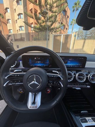 Mercedes-Benz A35 2024