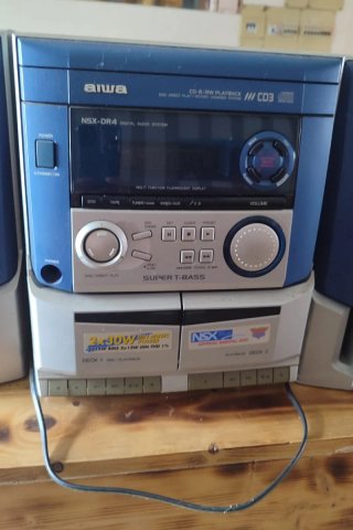 Cadena Aiwa NSX-DR4 CD/MP3 Doble Cassette