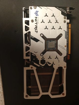 Tarjeta Gráfica AMD Radeon 5500 XT Sapphire