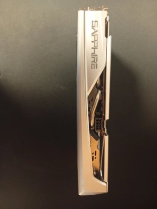 Tarjeta Gráfica AMD Radeon 5500 XT Sapphire