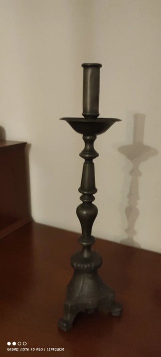 Castiçais antigos em estanho puro