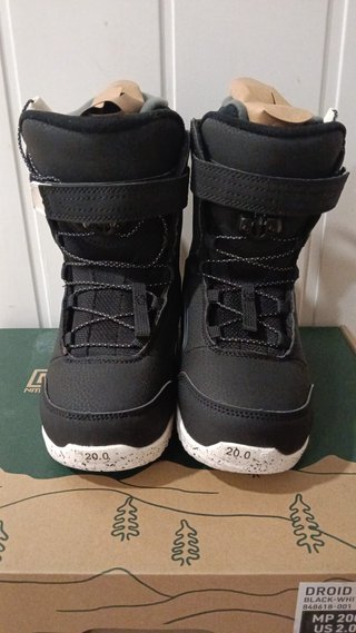 NUEVO - Botas SnowBoard Niño - Talla 200 (EU31,5)