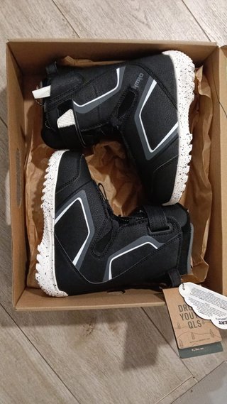 NUEVO - Botas SnowBoard Niño - Talla 200 (EU31,5)