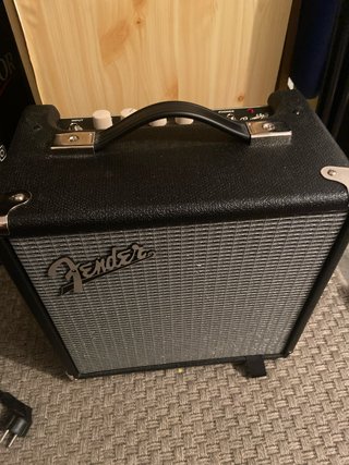 Amplificador Bajo Fender Rumble 15