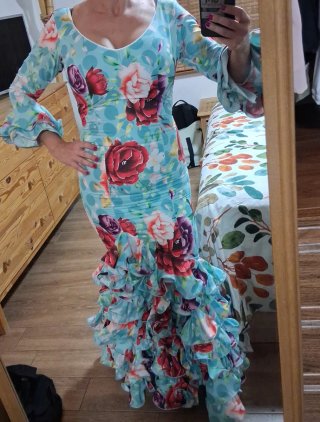 Traje de flamenca estampado floral