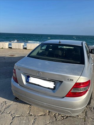 Mercedes-Benz C-Class Plata