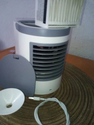 Enfriador Portátil USB Blanco y Gris