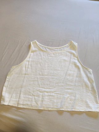 Blusa blanca sin mangas
