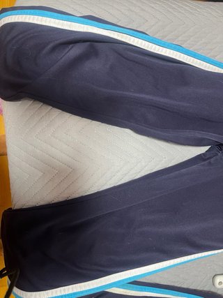 Uniforme Colegio Los Naranjos Fuenlabrada talla 8