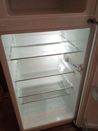 NEVERA LIEBHERR de 1,40 cm x 55 cm, Clase A