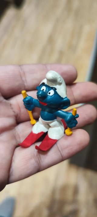 Figura Smurf esquiador no tóxico