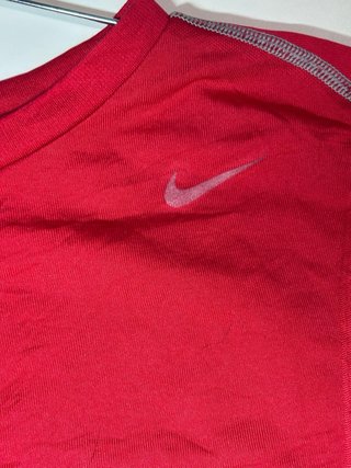 Camiseta Nike Roja Técnica Talla L