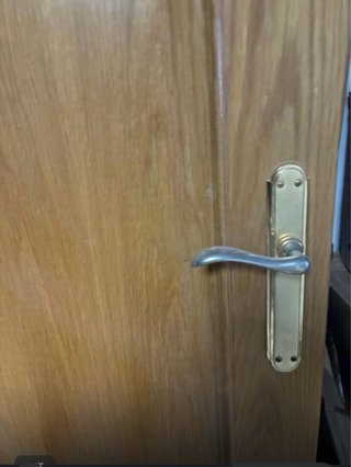 Puertas de madera maciza
