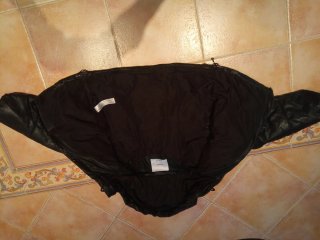 Cazadora acolchada polipiel negra Bershka Talla S