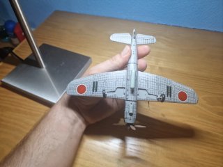 Avión Nakajima B6N Tenzan escala 1:72
