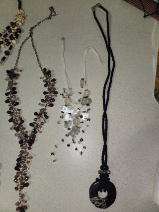 Set Collane Blu e Nere