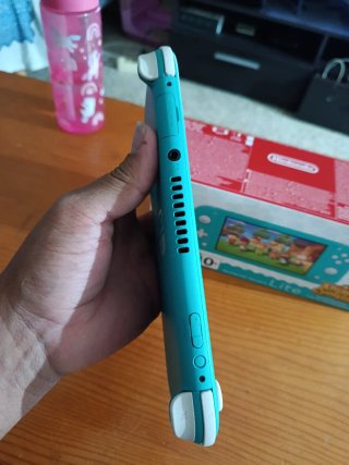 Nintendo Switch Lite Turchese + Animal Crossing