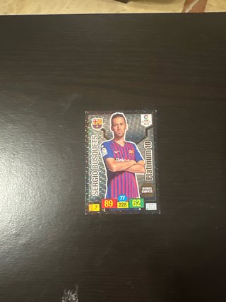 Cromo Busquets Platinum 18/19