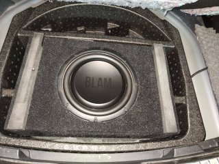 Subwoofer Blam Audio RS10 + cajón