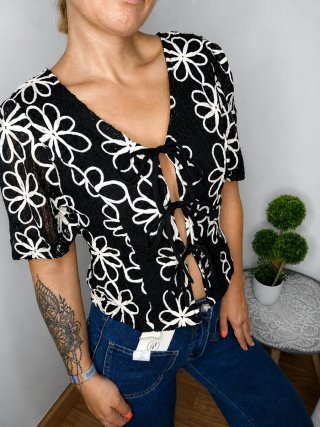 Blusa crochet margaritas calada lazada S