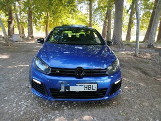 Volkswagen Golf R 270