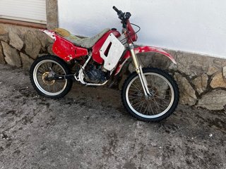 Beta 50cc Enduro/Motocross Clásica Roja