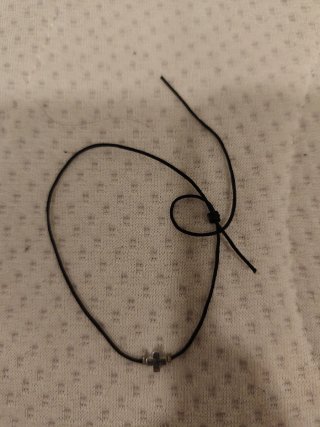 Collar Cuerda Negra Cruz Plata