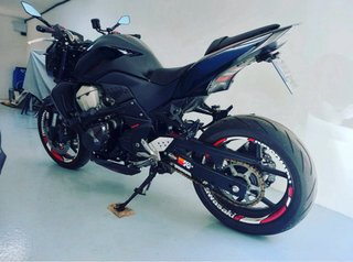 Kawasaki Z750 Negra