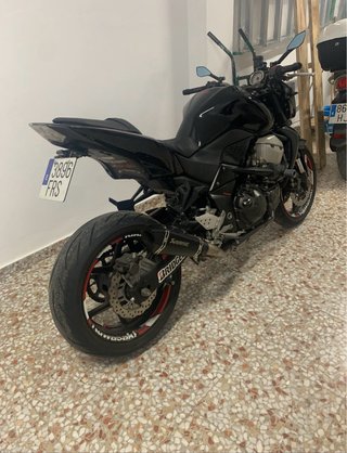 Kawasaki Z750 Negra