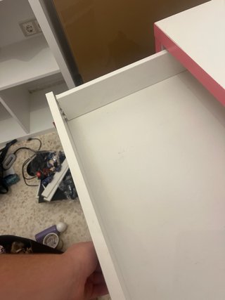 Escritorio Ikea Blanco y Rosa