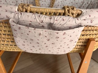 Moisés con vestiduras y soporte