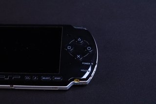 Consola Sony PSP-3004 Negra + 3 Juegos